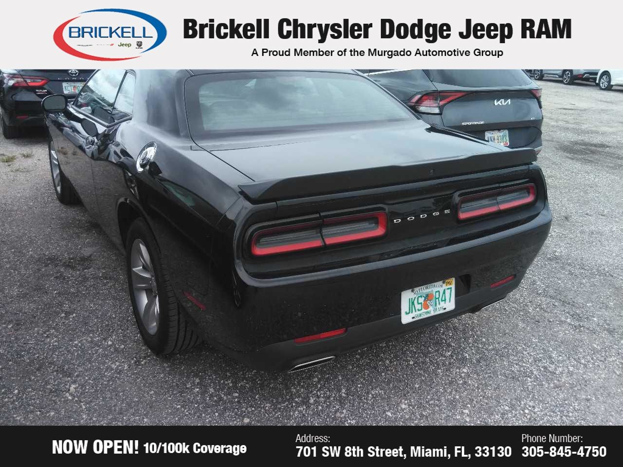 2023 Dodge Challenger SXT photo 3