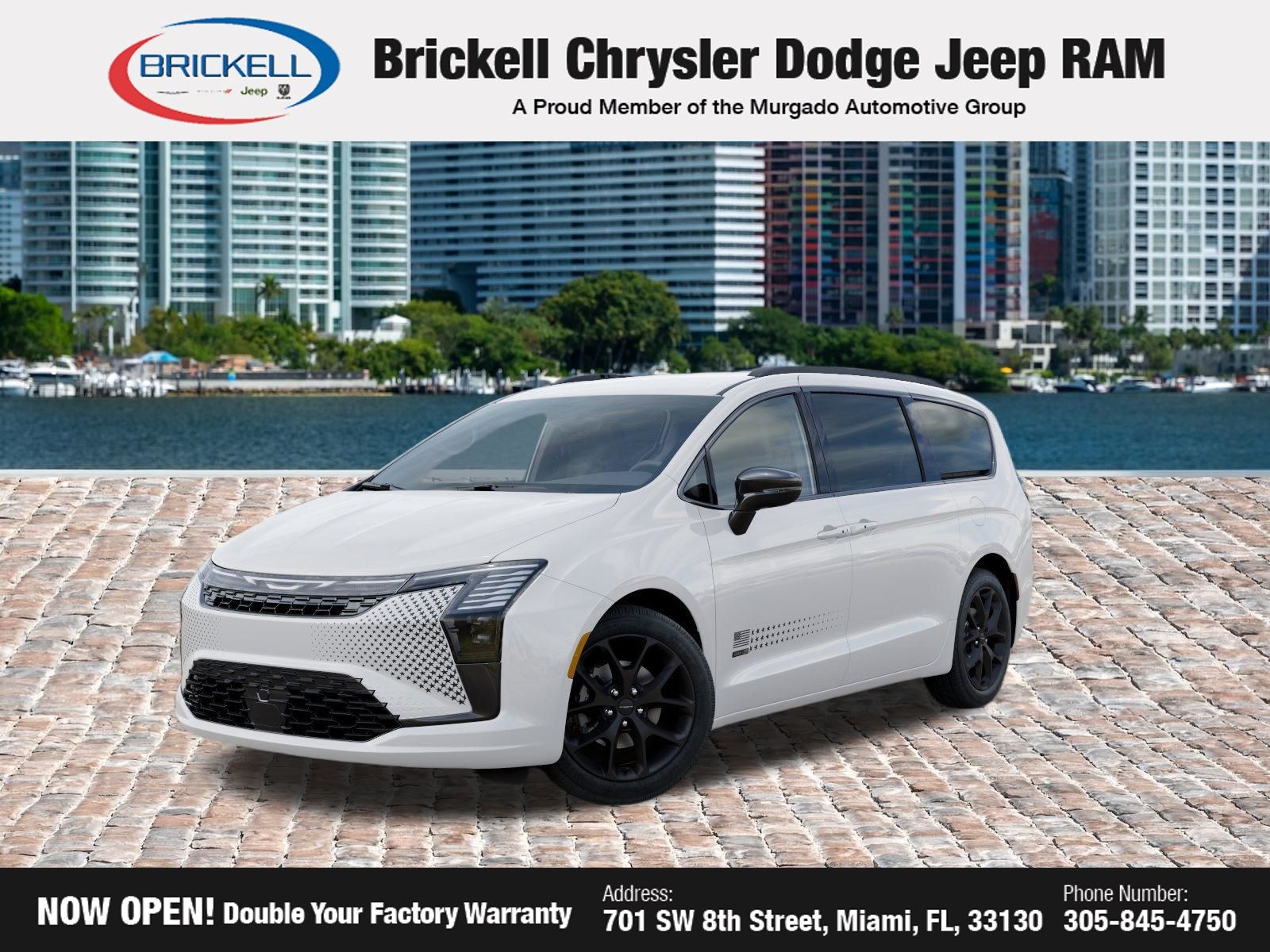 2027 Chrysler Pacifica Select's photo