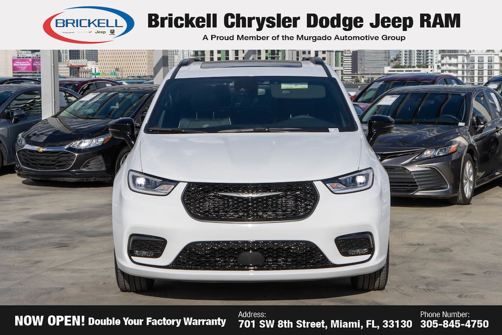 New 2026 Chrysler Pacifica Limited Passenger Van