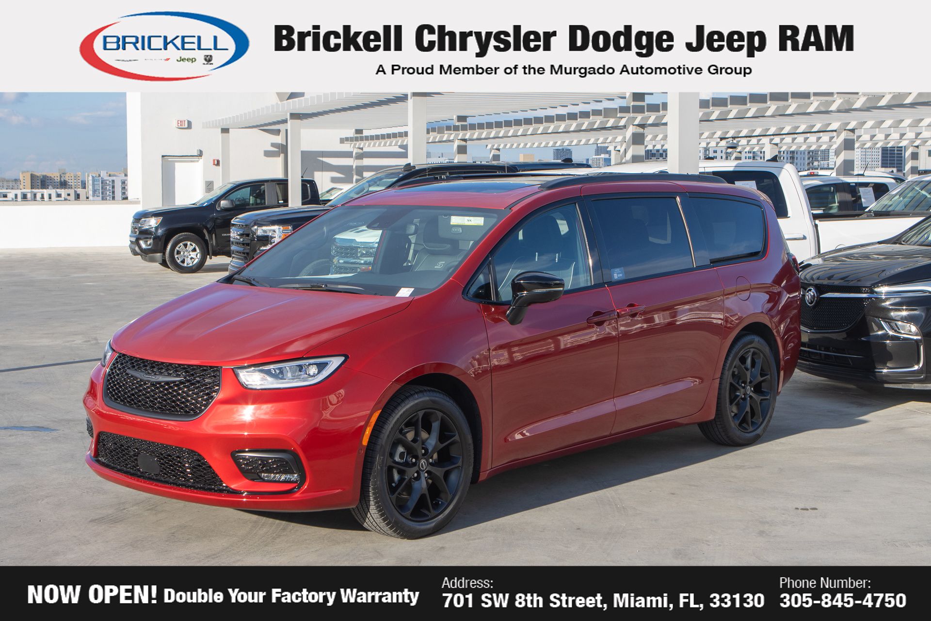 2026 Chrysler Pacifica Limited's photo