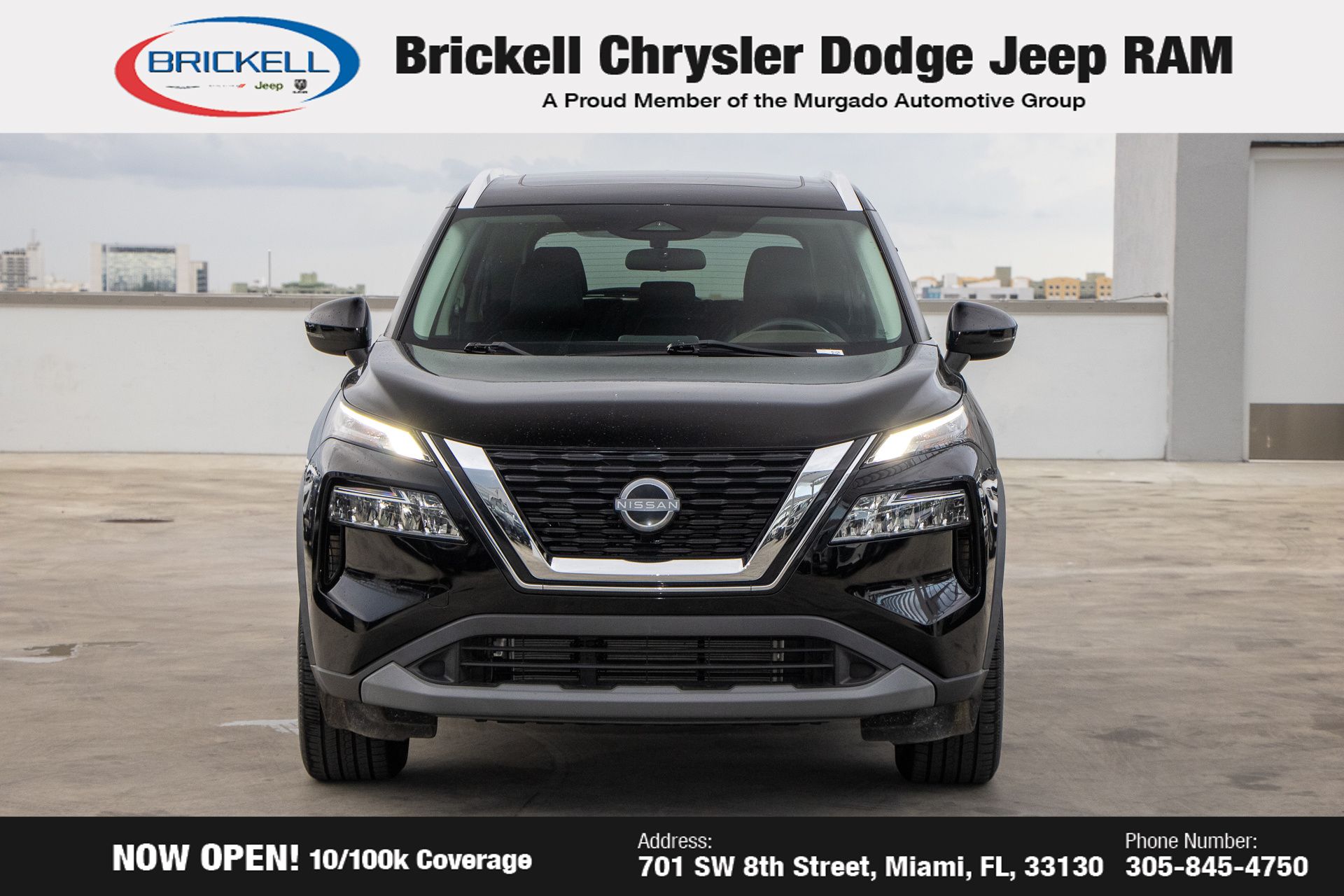 2022 Nissan Rogue SV photo 2