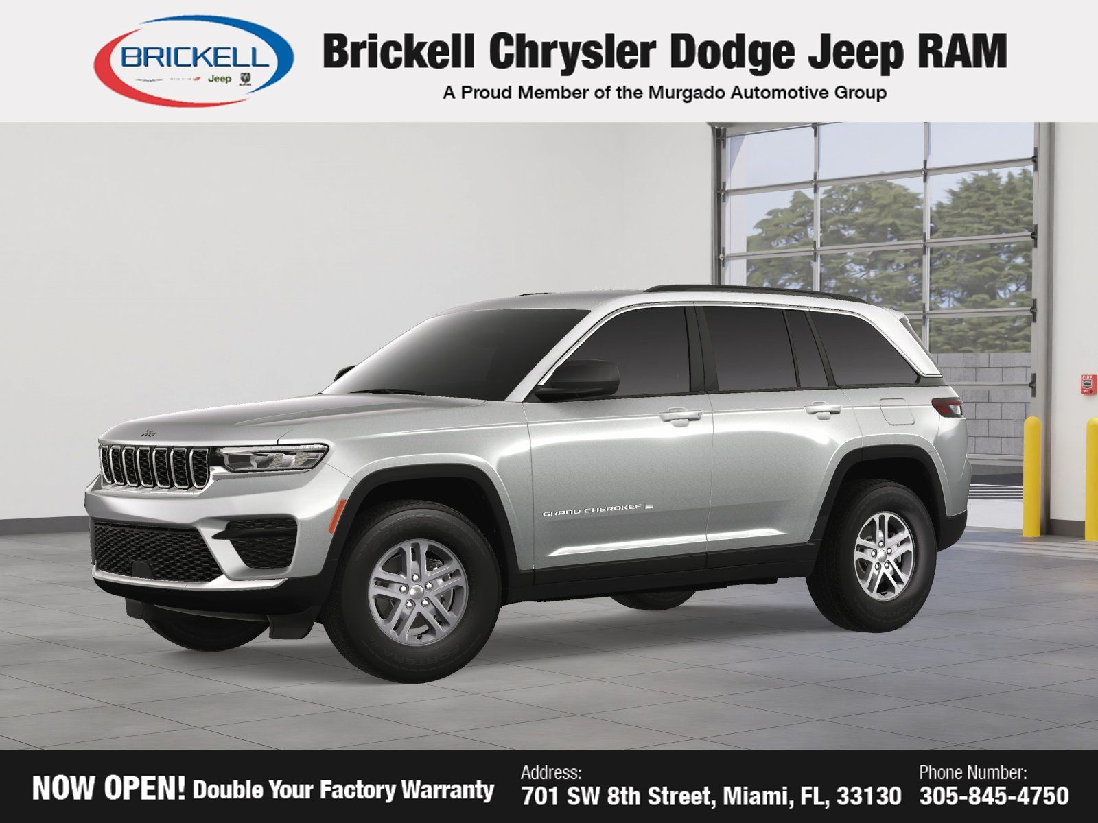 2025 Jeep Grand Cherokee Laredo photo 2
