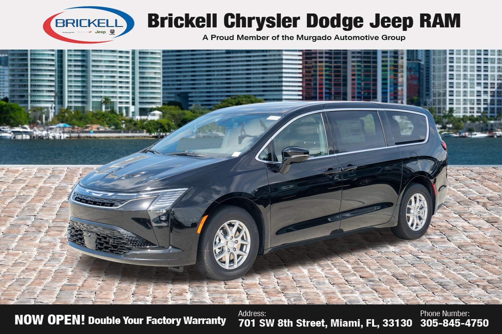 2027 Chrysler Pacifica Select's photo