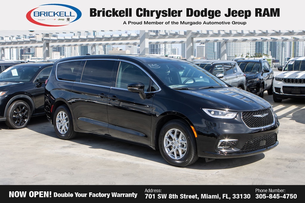 New 2026 Chrysler Pacifica Select Passenger Van