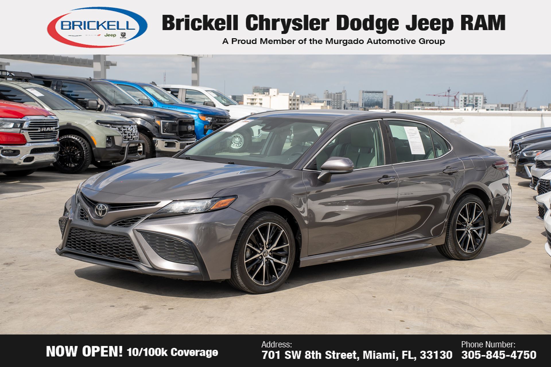 2021 Toyota Camry SE's photo