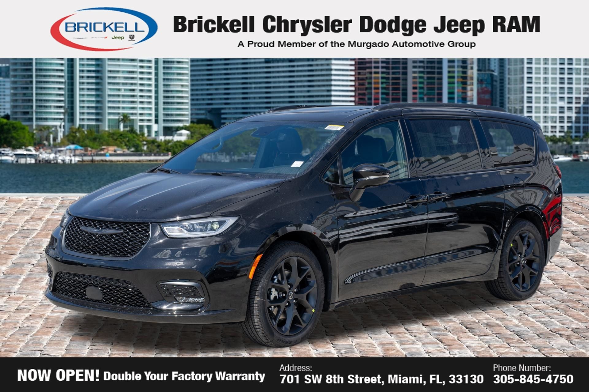 2026 Chrysler Pacifica Limited's photo