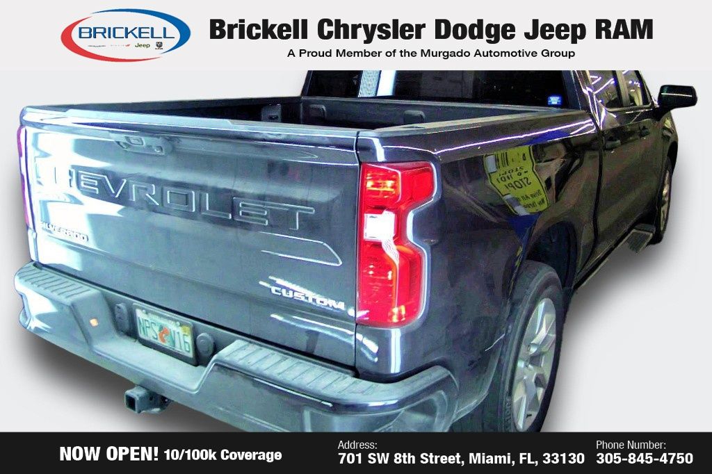 2023 Chevrolet Silverado 1500 Custom photo 4