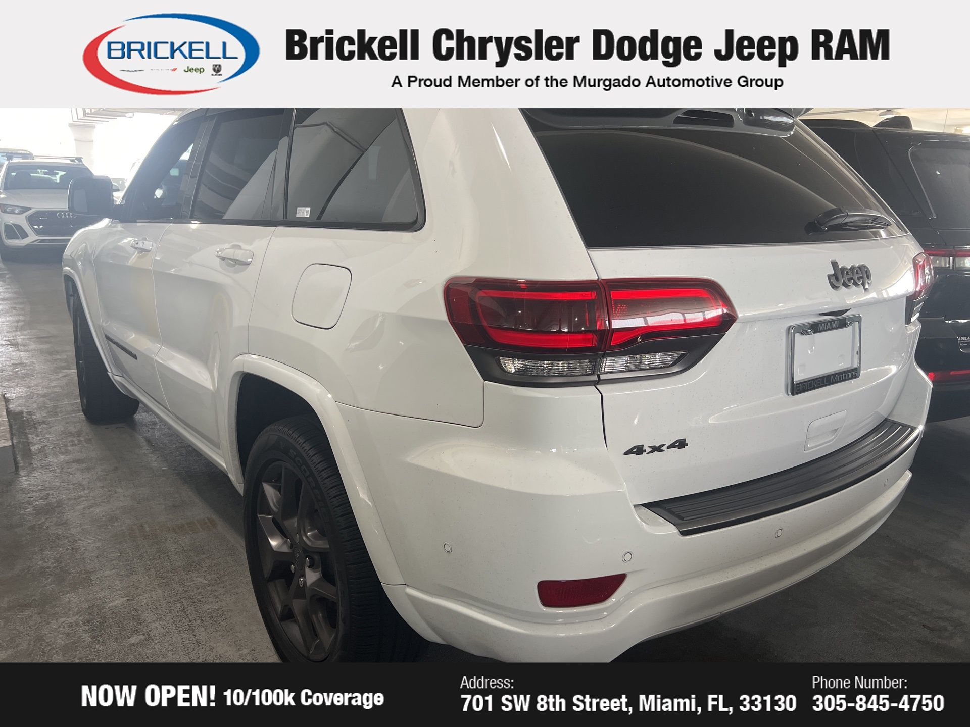2021 Jeep Grand Cherokee Anniversary Edition photo 2