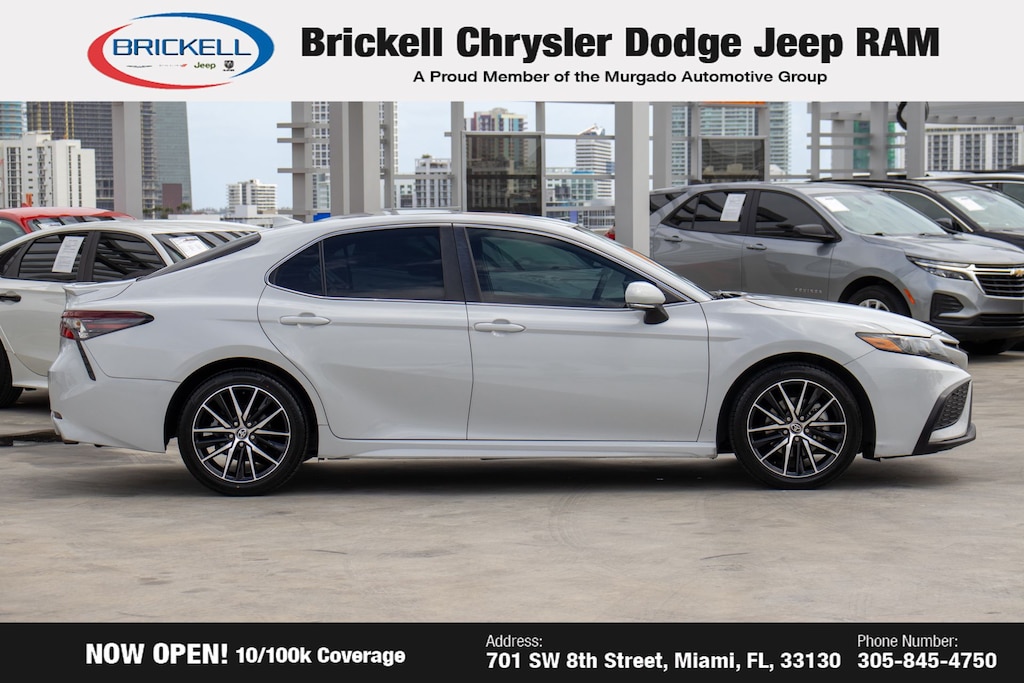 Used 2023 Toyota Camry SE Sedan