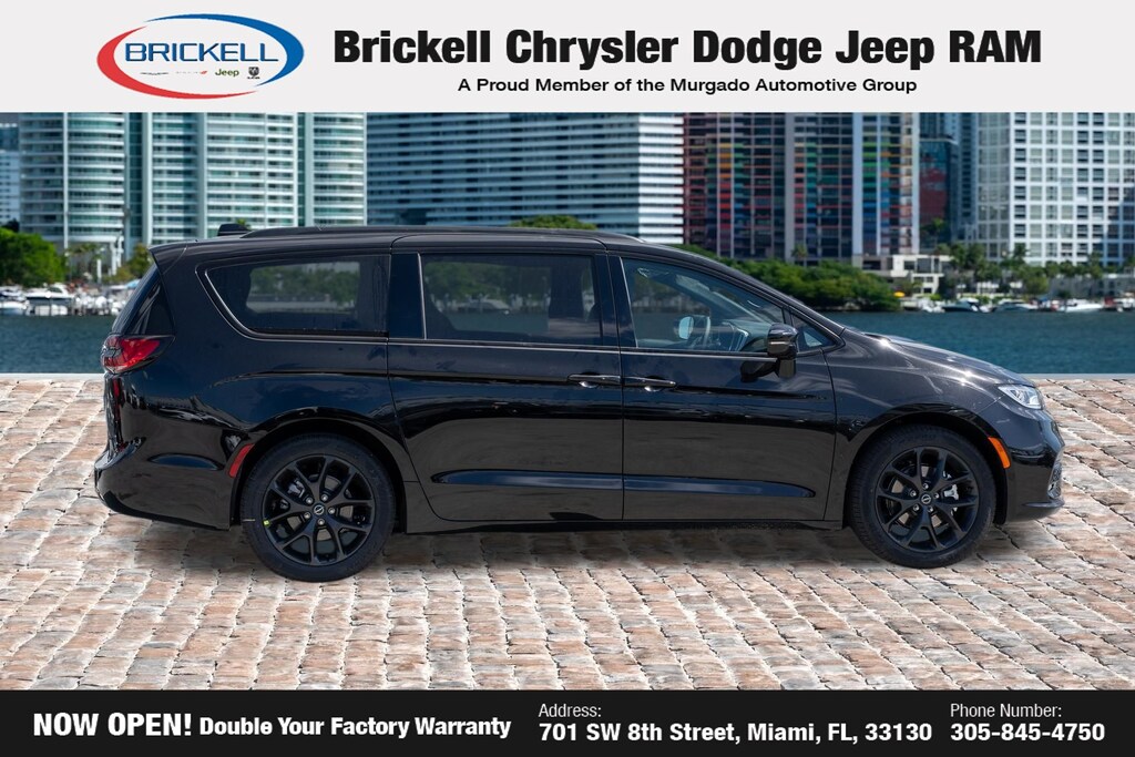 New 2026 Chrysler Pacifica Limited Passenger Van
