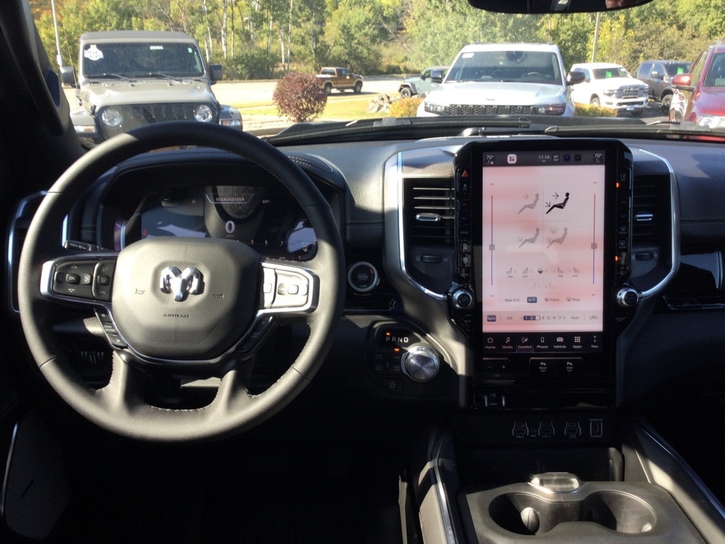 New 2026 Ram 1500 LARAMIE CREW CAB 4X4 5'7 BOX Pickup