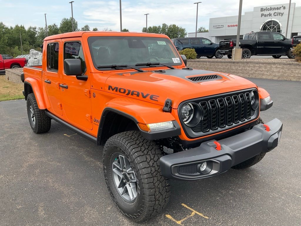 New 2026 Jeep Gladiator MOJAVE 4X4 Pickup
