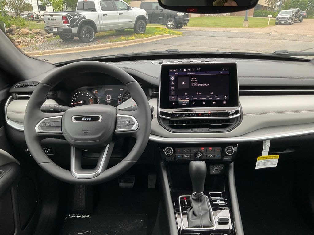 New 2026 Jeep Compass LIMITED 4X4 Sport Utility