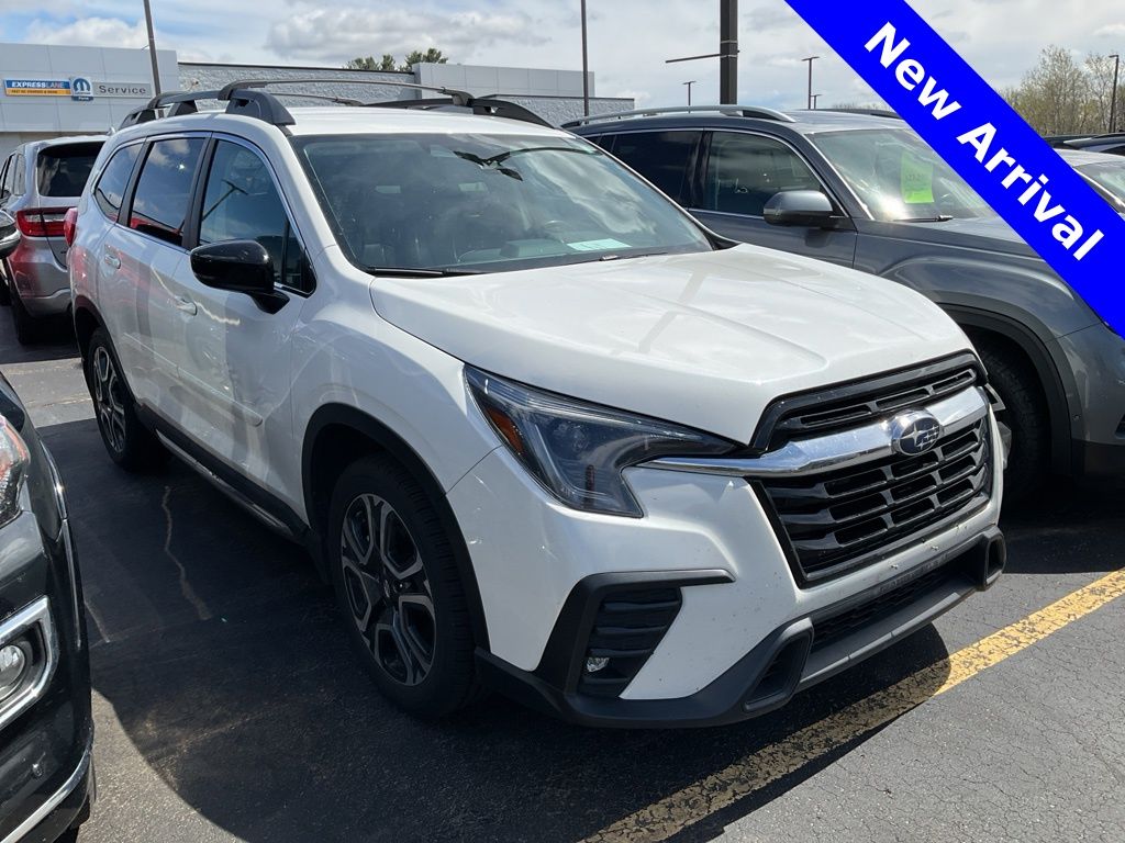 2024 Subaru Ascent Limited 7 Passenger's photo