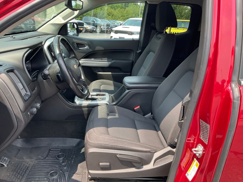 Used 2018 Chevrolet Colorado LT with VIN 1GCHTCEN8J1112637 for sale in Merrill, WI