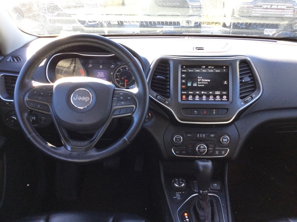 Used 2021 Jeep Cherokee Trailhawk SUV