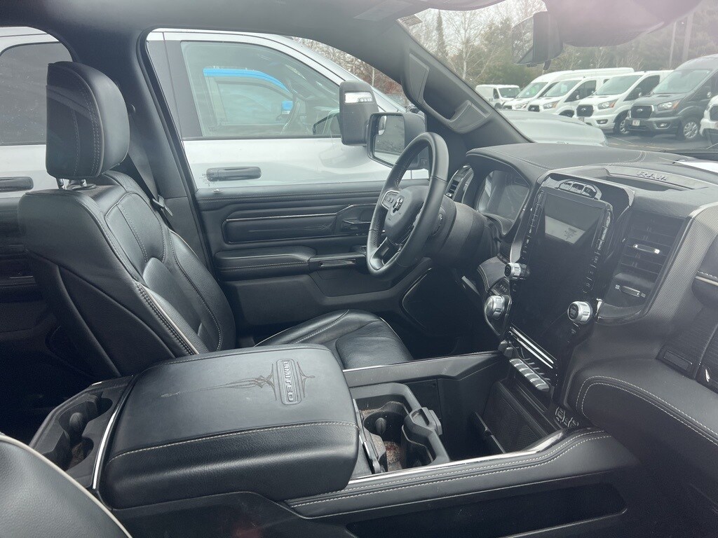2024 Ram 1500 Limited photo 2