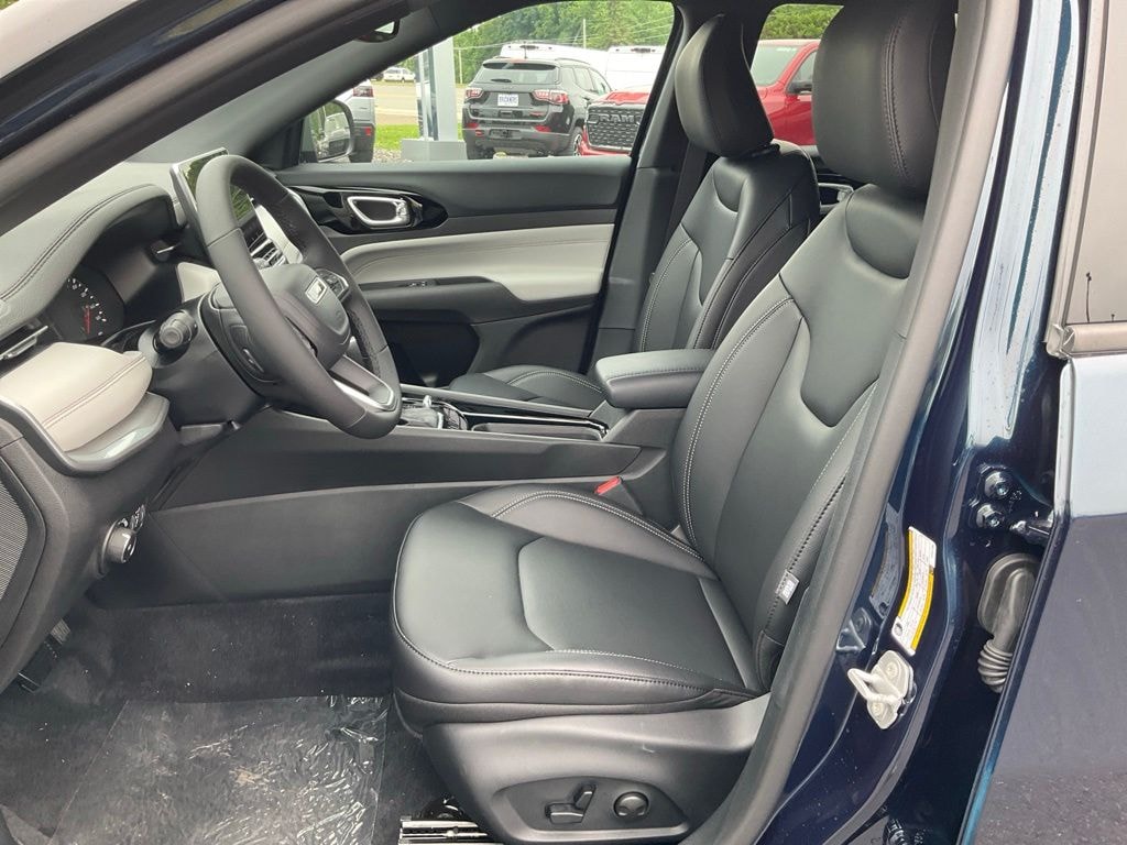 New 2026 Jeep Compass LIMITED 4X4 Sport Utility