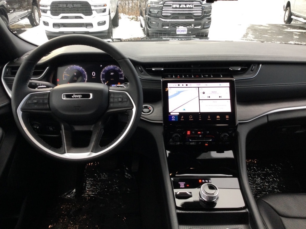 Used 2024 Jeep Grand Cherokee Limited SUV