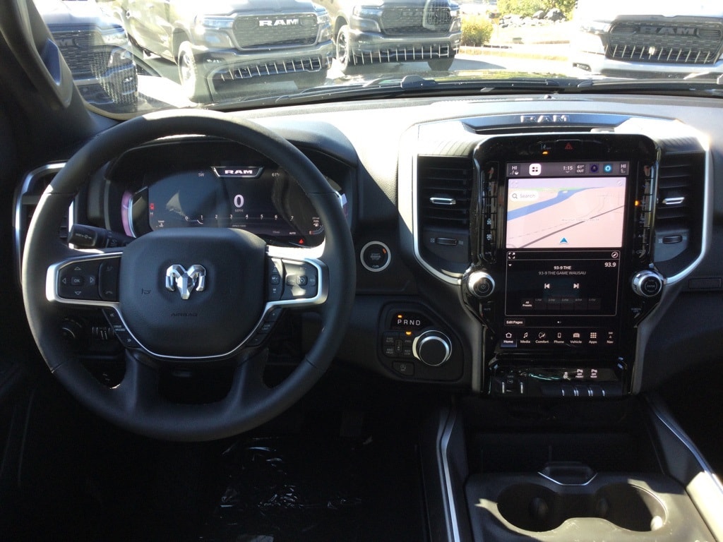 New 2026 Ram 1500 BIG HORN CREW CAB 4X4 5'7 BOX Pickup