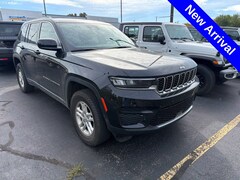 2022 Jeep Grand Cherokee Laredo SUV