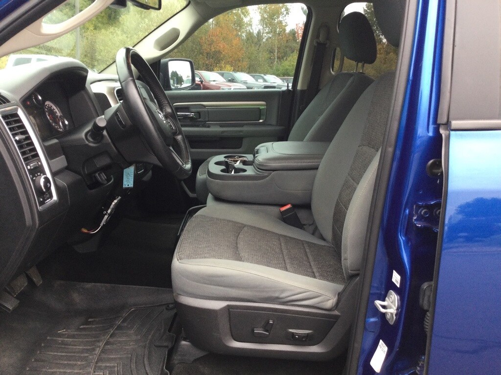 2018 Ram 1500 Big Horn photo 2