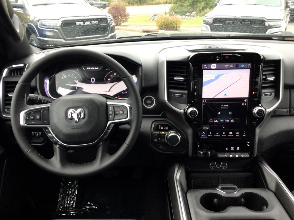 New 2026 Ram 1500 BIG HORN CREW CAB 4X4 5'7 BOX Pickup