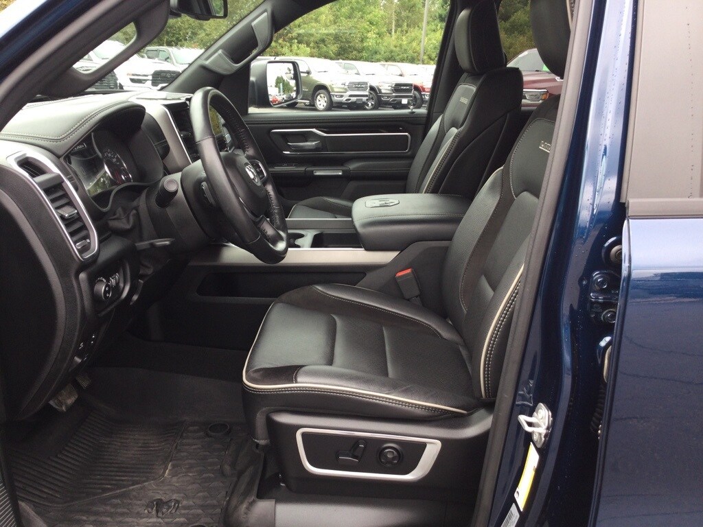 2020 Ram 1500 Laramie photo 2