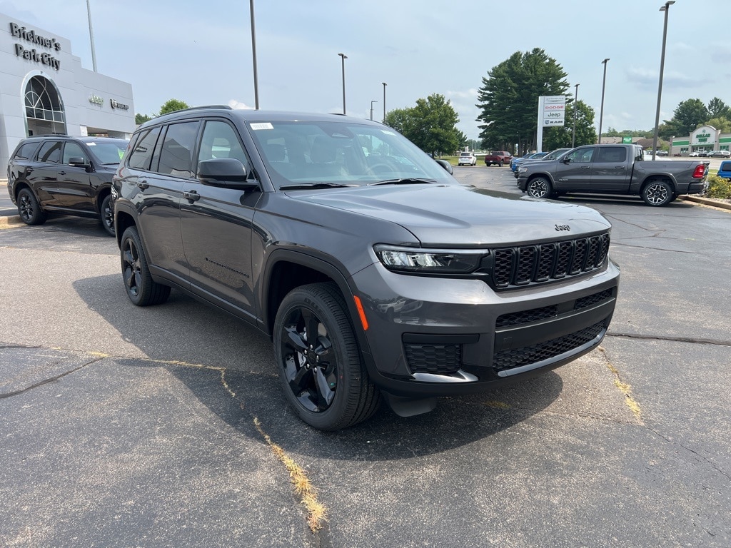 2025 Jeep Grand Cherokee L ALTITUDE X 4X4