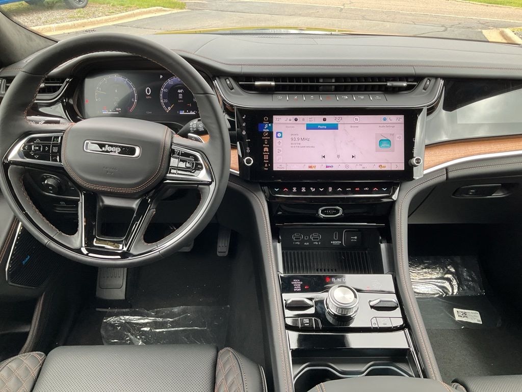 New 2026 Jeep Grand Cherokee L SUMMIT 4X4 Sport Utility