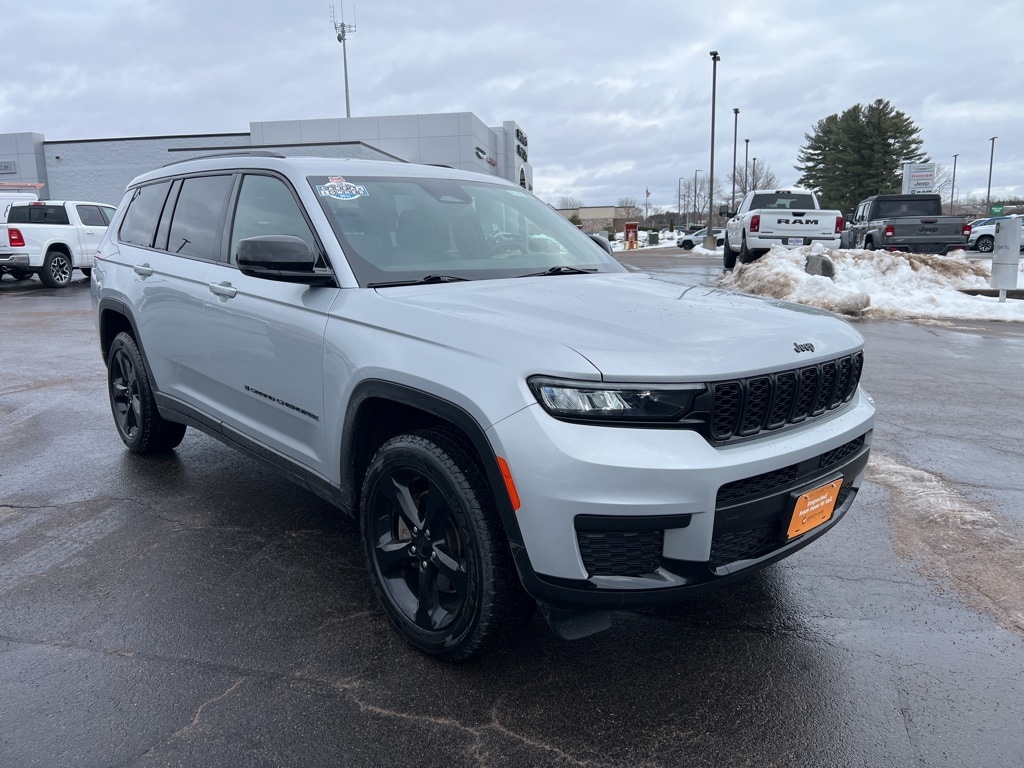 2023 Jeep Grand Cherokee L Altitude's photo