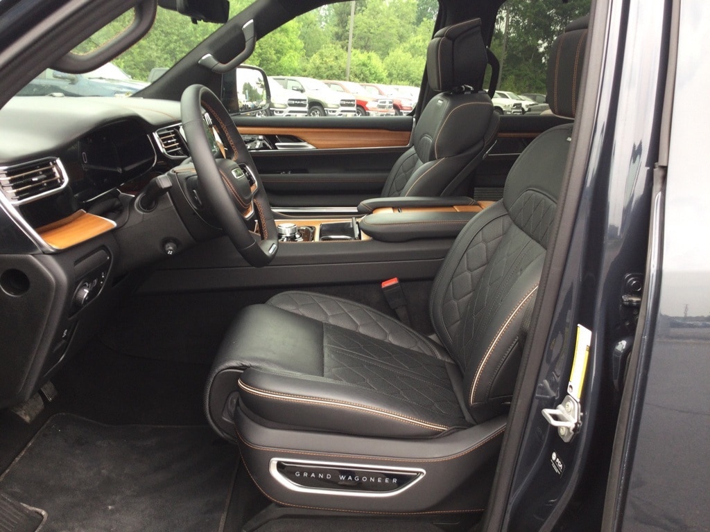 Certified 2024 Jeep Grand Wagoneer Series III with VIN 1C4SJVGP3RS169923 for sale in Merrill, WI