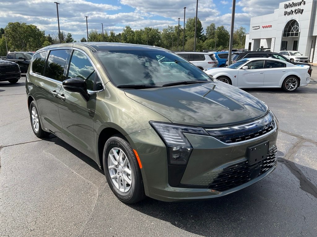 New 2027 Chrysler Pacifica SELECT Passenger Van