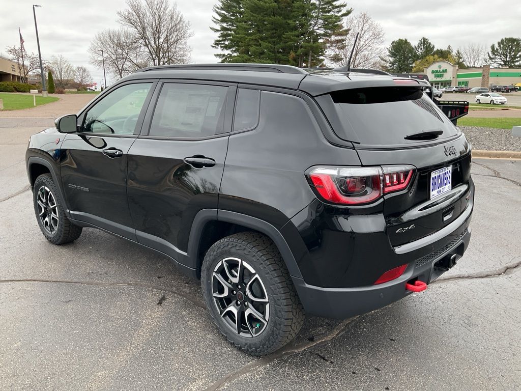 2026 Jeep Compass Trailhawk - Photo 10