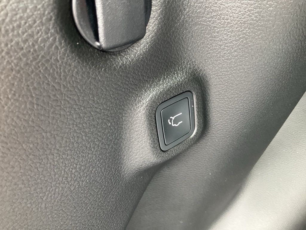 2026 Jeep Compass Trailhawk - Photo 9