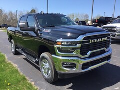 2025 Ram 2500 TRADESMAN CREW CAB 4X4 6'4 BOX Pickup