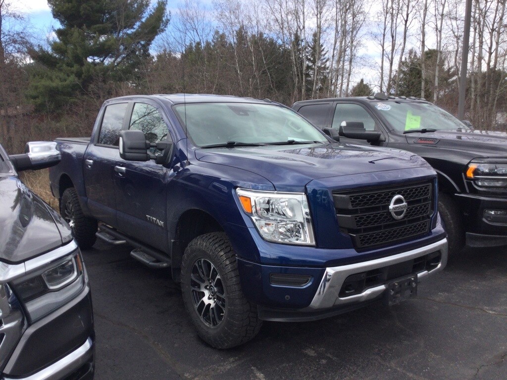 Used 2021 Nissan Titan SV Deep Blue Pearl Metallic for Sale Merrill, WI