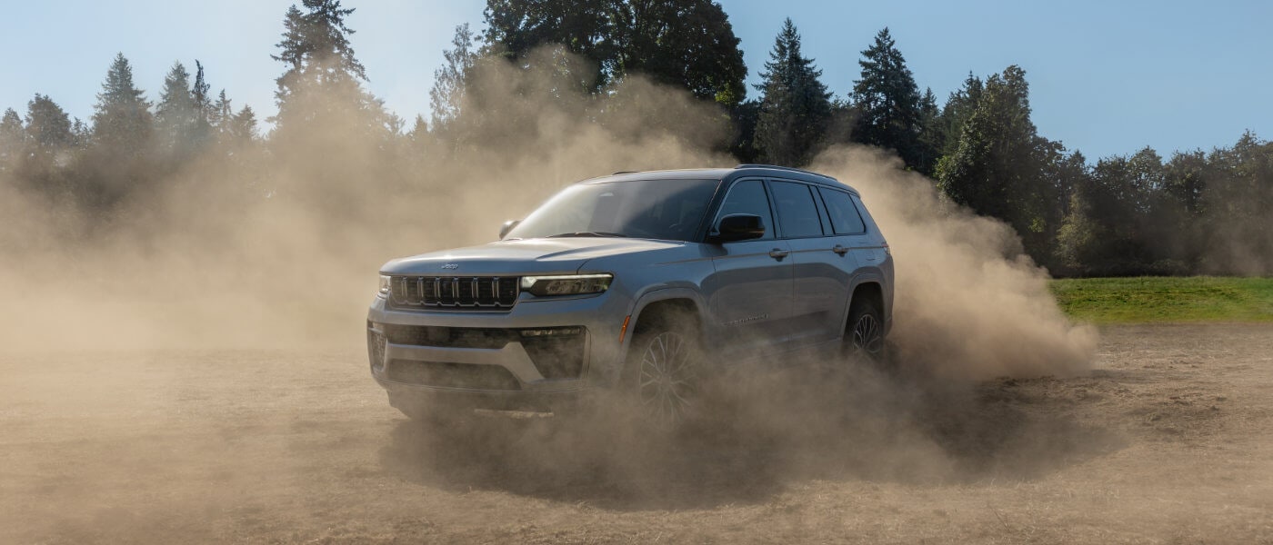 2026-Jeep-Grand-Cherokee-Exterior-Kicking-Up-Dust