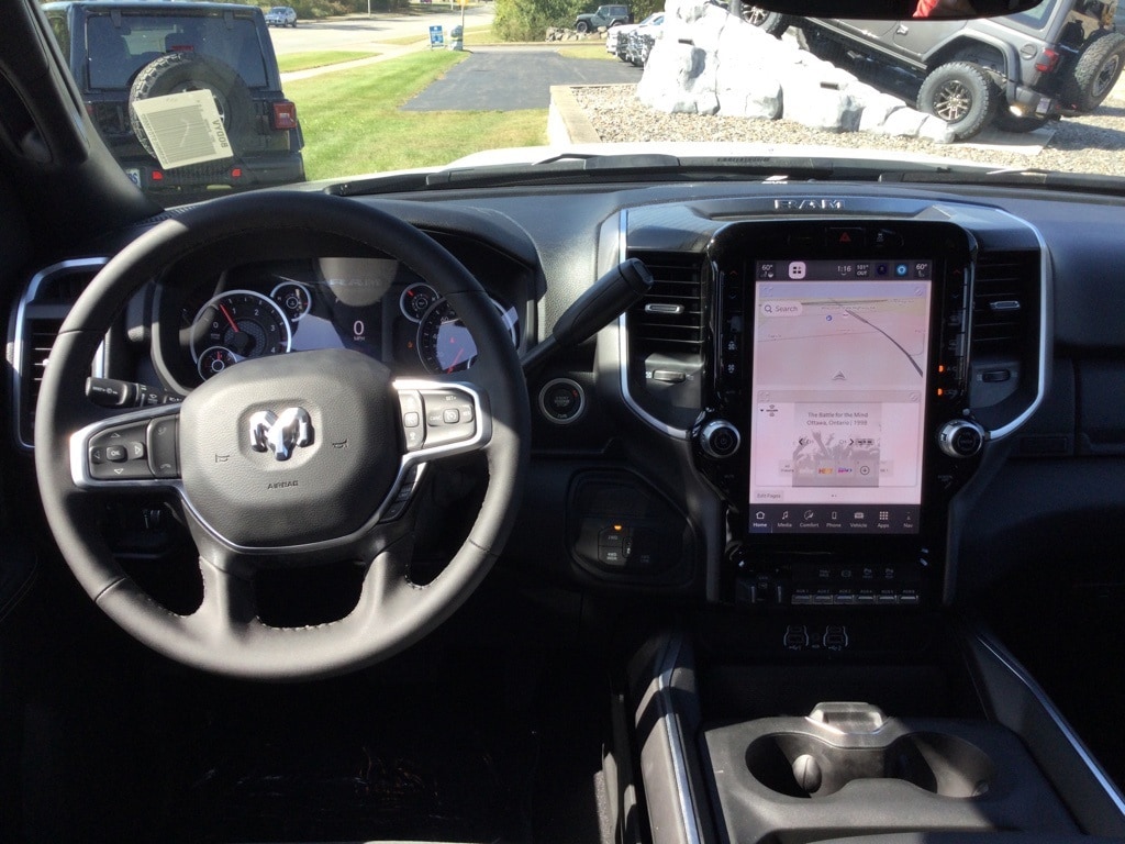 New 2026 Ram 3500 BIG HORN CREW CAB 4X4 8' BOX Pickup