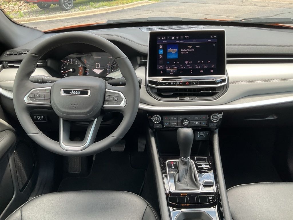 New 2026 Jeep Compass LIMITED 4X4 Sport Utility