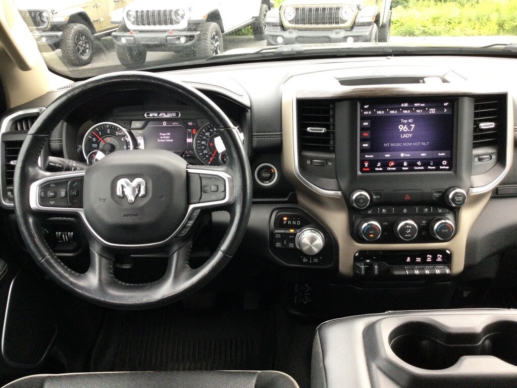2020 Ram 1500 Laramie photo 3