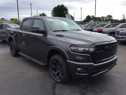 2026 Ram 1500 BIG HORN CREW CAB 4X4 5'7 BOX Pickup