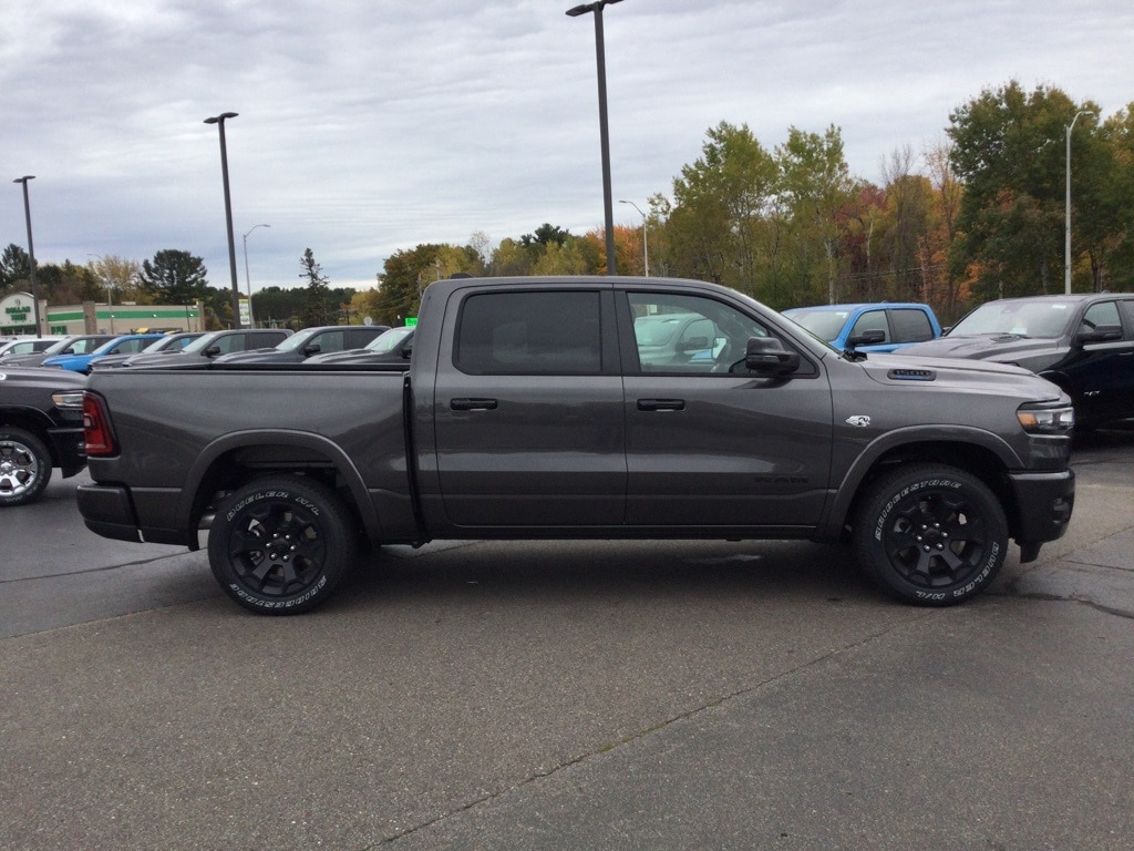 New 2026 Ram 1500 BIG HORN CREW CAB 4X4 5'7 BOX Pickup