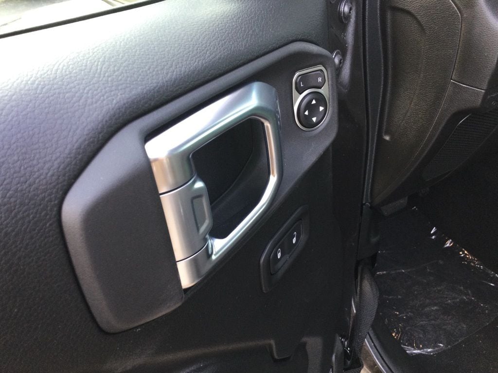 2026 Jeep Wrangler 2-Door Willys - Photo 15