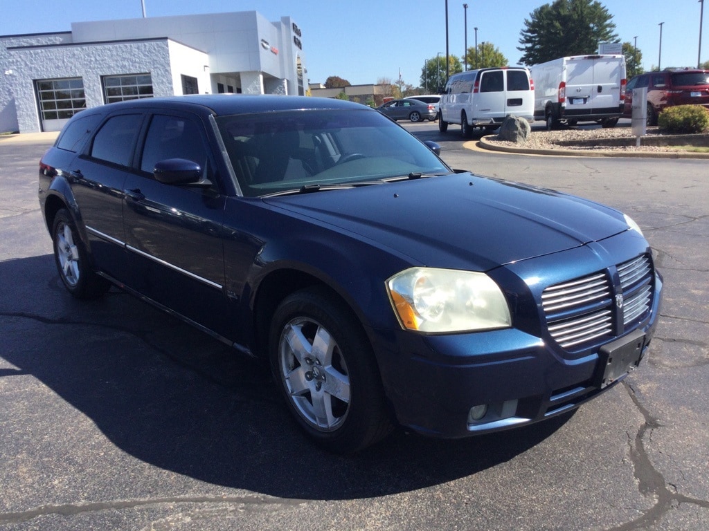 2005 Dodge Magnum