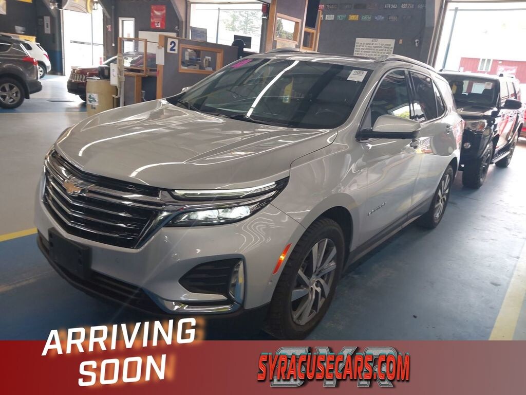 Used 2022 Chevrolet Equinox For Sale at Bridgeland Auto Brokers VIN 2GNAXNEV7N6122684