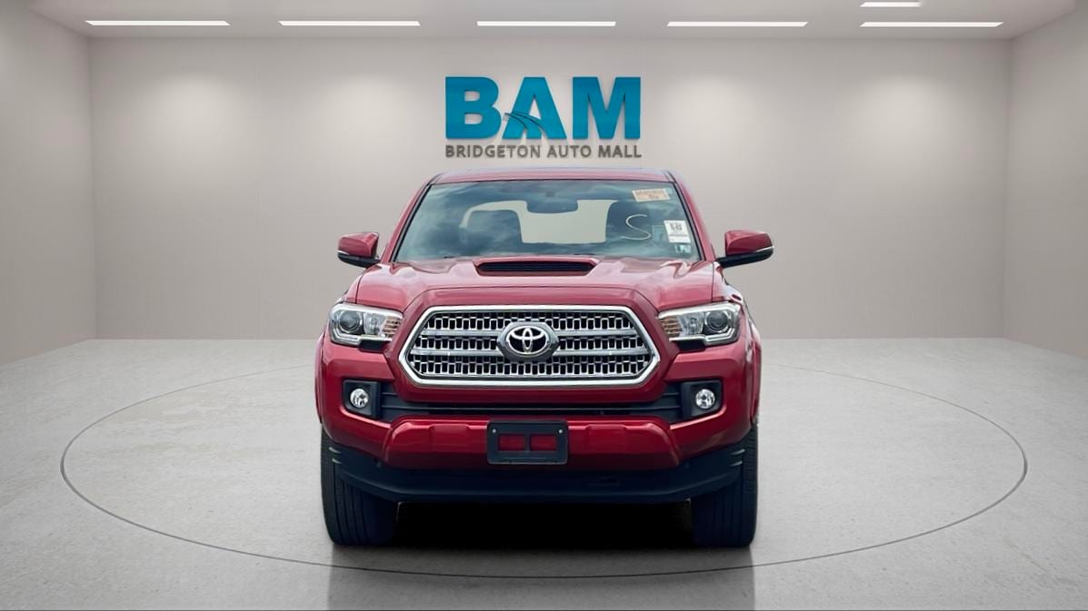 Used 2017 Toyota Tacoma TRD Sport with VIN 3TMCZ5AN9HM110189 for sale in Bridgeton, NJ