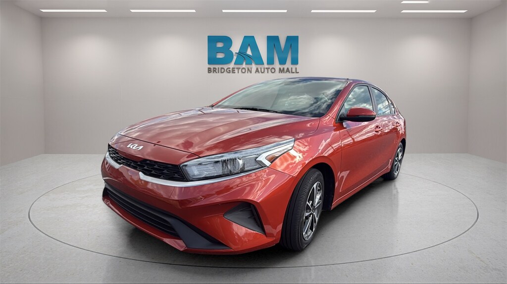 Used 2023 Kia Forte LXS Sedan