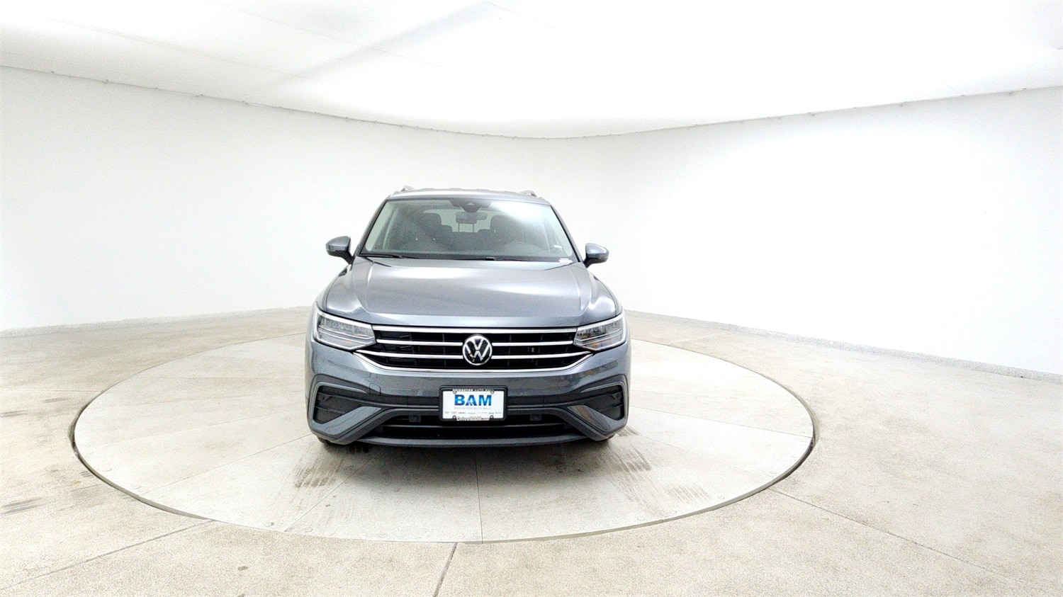 Used 2024 Volkswagen Tiguan SE with VIN 3VV3B7AX0RM025858 for sale in Bridgeton, NJ