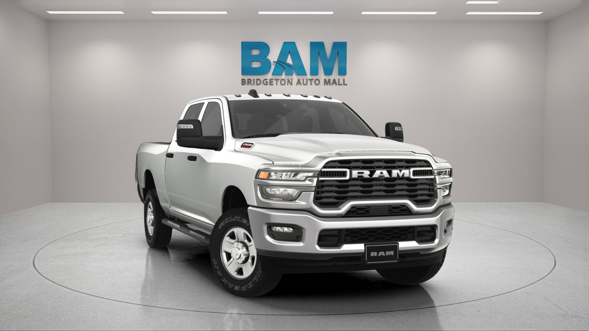 2025 Ram 2500 Tradesman photo 2